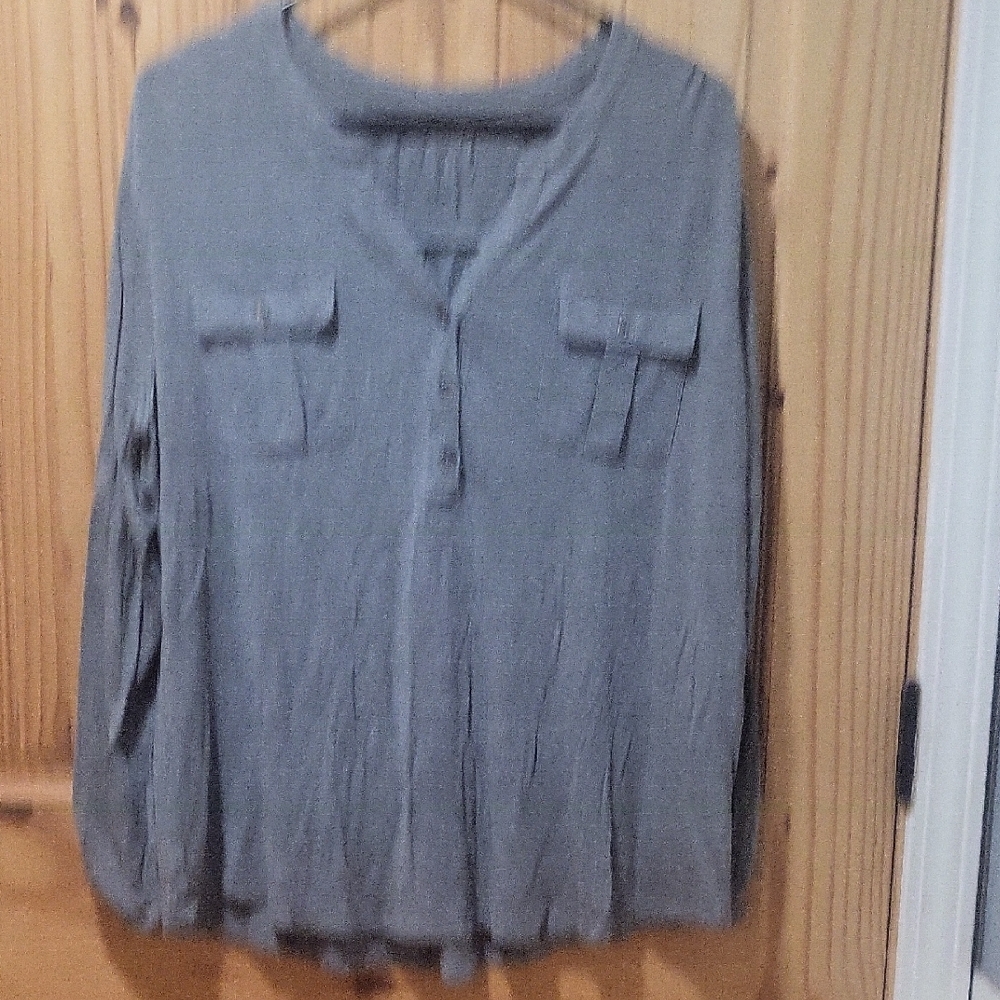 Elegant Gray Women's Blouse